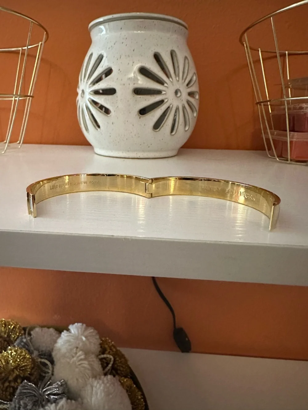 KATE SPADE “It Takes Two to Tango” Idiosm Bangle Bracelet(NWOT) - Picture 2 of 6